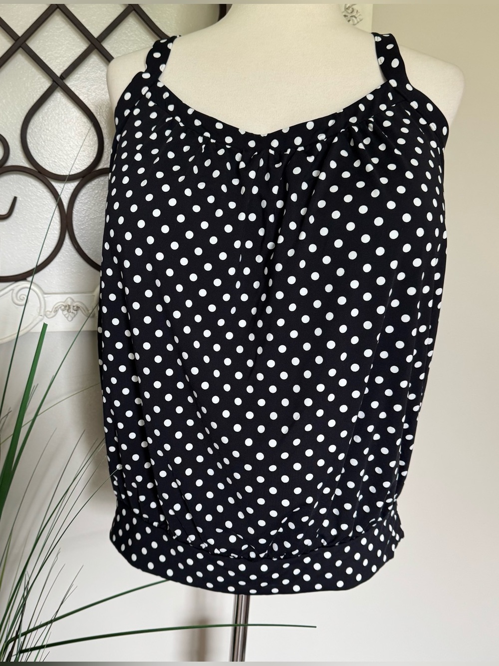 LANDS’ END Size 14 DDD Cup Black & White Polka Dot Tankini Swimsuit Top